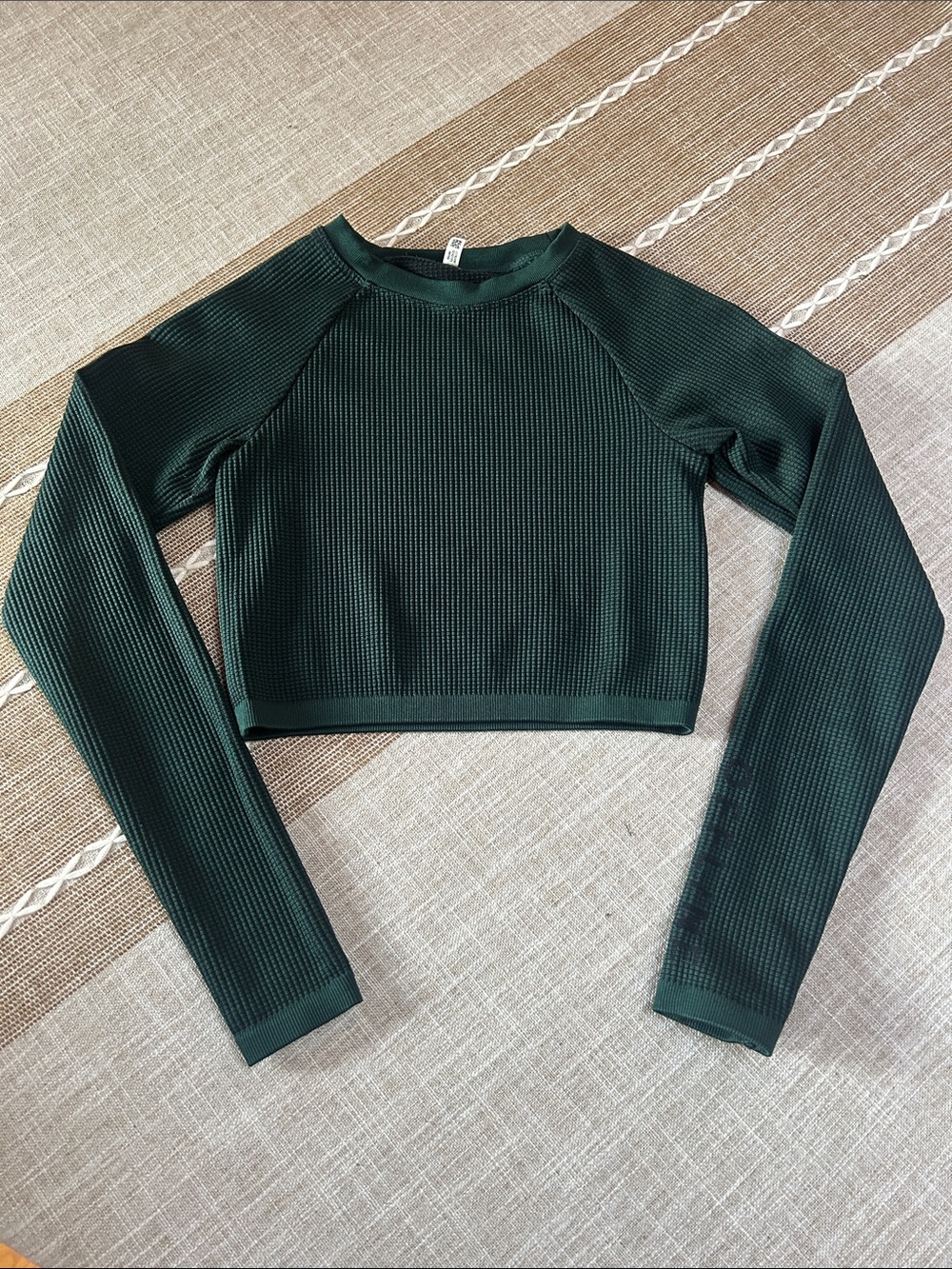 Ribbed Forest Green Long-Sleeve Crop Top - Women